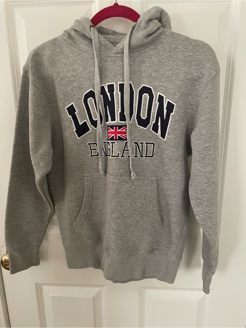 Gray 'London England' Pullover Hoodie with Flag Graphic